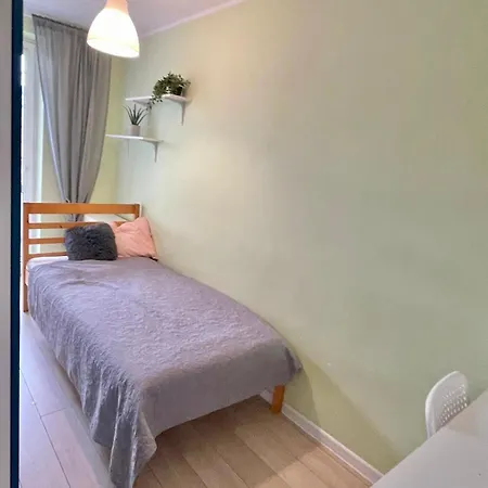 Citystay Pomorska 4 Pokoje גדינייה
